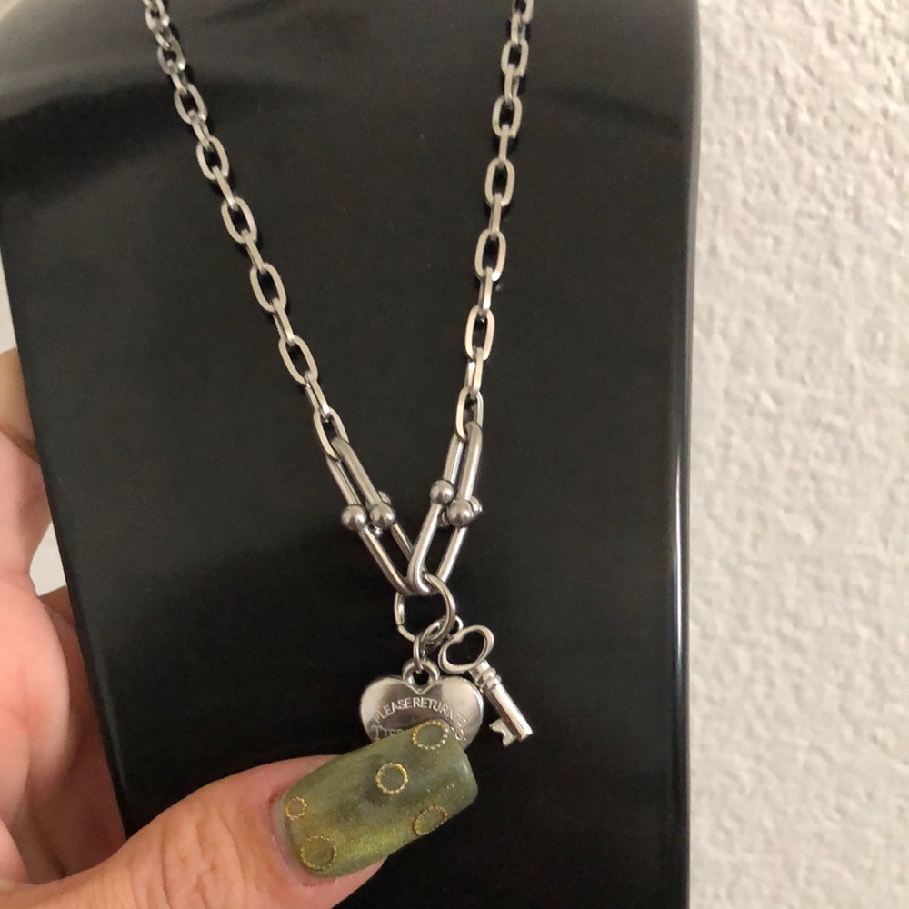 Source Unknown T&C Inspired Silver Key and Heart Pendant Necklace - Silver
